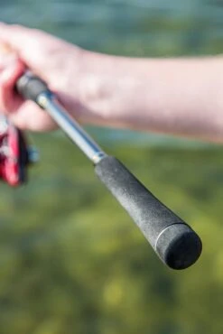 Ultimate Predator Spin & Jig 2,10m 10-30gr -Exporteren Vis Kunsten Winkel 121a4b7c2fb1a72e