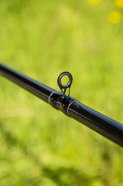 Ultimate Recruit Feeder 330 EVA -Exporteren Vis Kunsten Winkel 259c57df2f1a0337