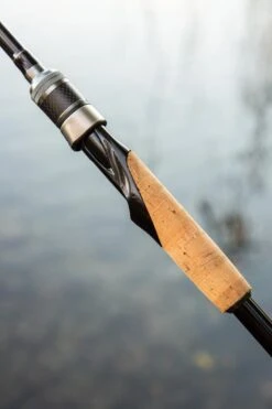 Ultimate Chikara Spin ML 2,36m 5-20g -Exporteren Vis Kunsten Winkel 5a84da0c052c009e