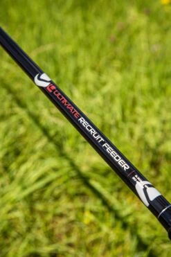 Ultimate Recruit Feeder 330 EVA -Exporteren Vis Kunsten Winkel 880f0b542795e350