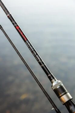 Ultimate Chikara Spin ML 2,36m 5-20g -Exporteren Vis Kunsten Winkel b046bc1710eb3020