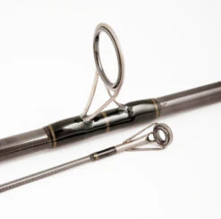 Catgear Fighter Spin 240 - 180gr -Exporteren Vis Kunsten Winkel b1d95df0d3e61b73