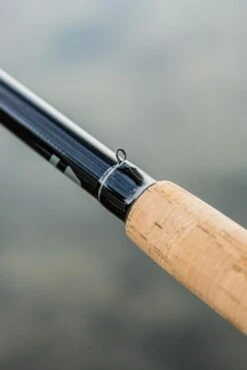 Ultimate Recruit Feeder 330 Cork -Exporteren Vis Kunsten Winkel d8269ca55af4e726